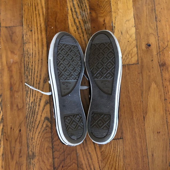 Amazing converse - Picture 3 of 4